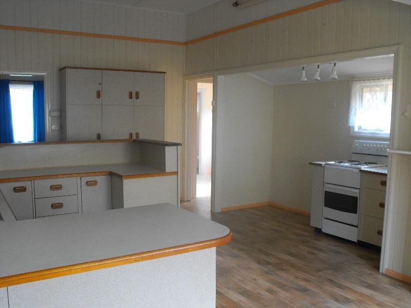 13 Moonya Street, Kingaroy QLD 4610