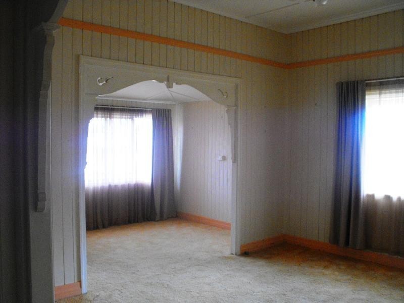 13 Moonya Street, Kingaroy QLD 4610