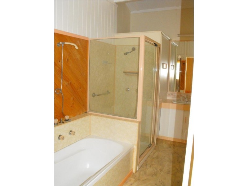 13 Moonya Street, Kingaroy QLD 4610