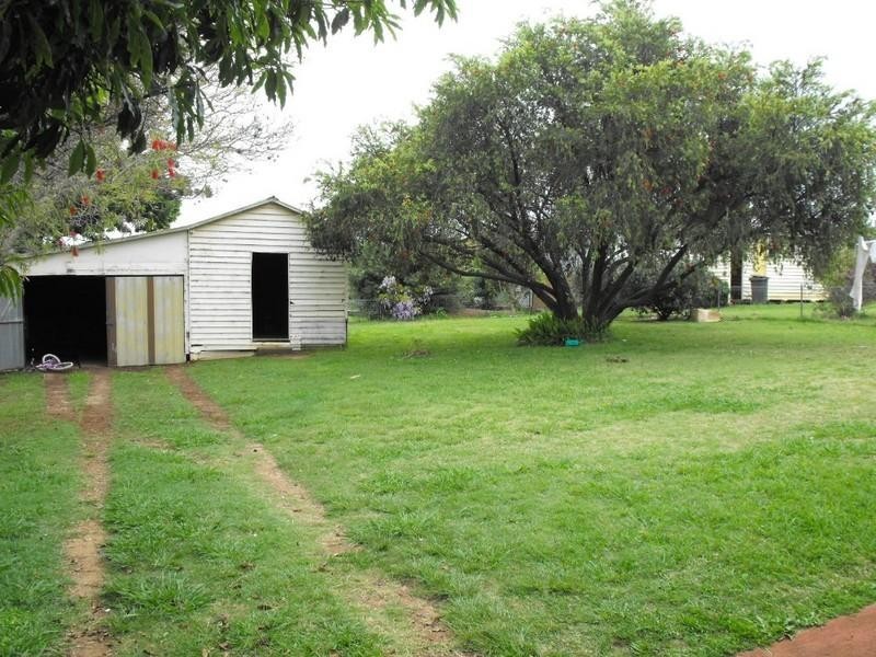 13 Moonya Street, Kingaroy QLD 4610