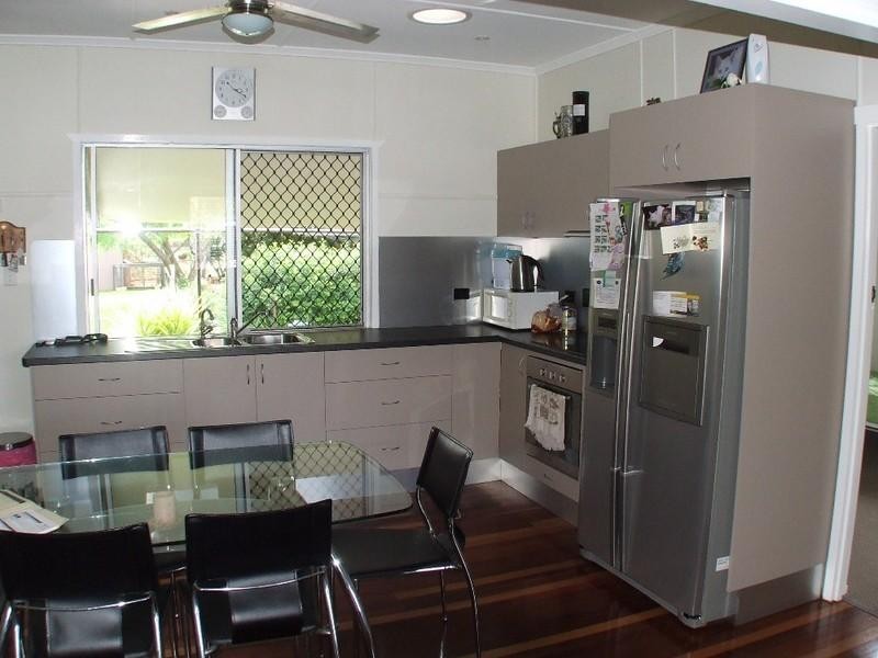 17 Arthur Street, Kingaroy QLD 4610