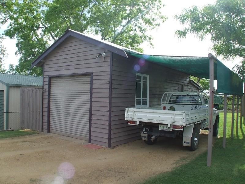 17 Arthur Street, Kingaroy QLD 4610