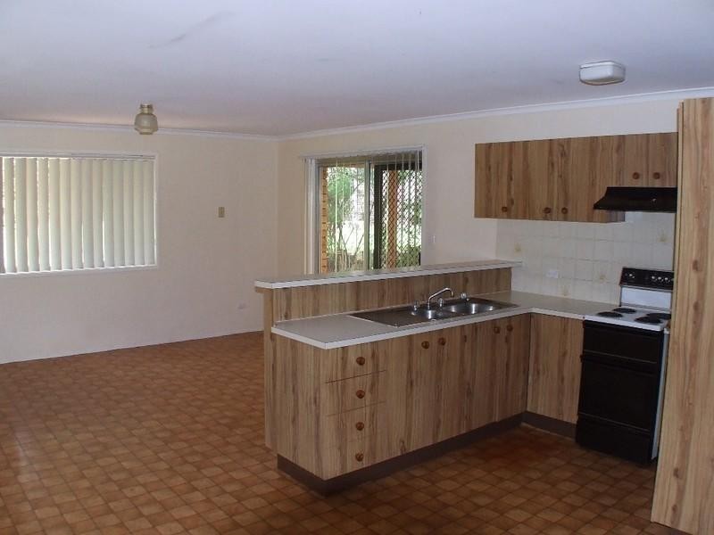 8 Jubilee Street, Kingaroy QLD 4610