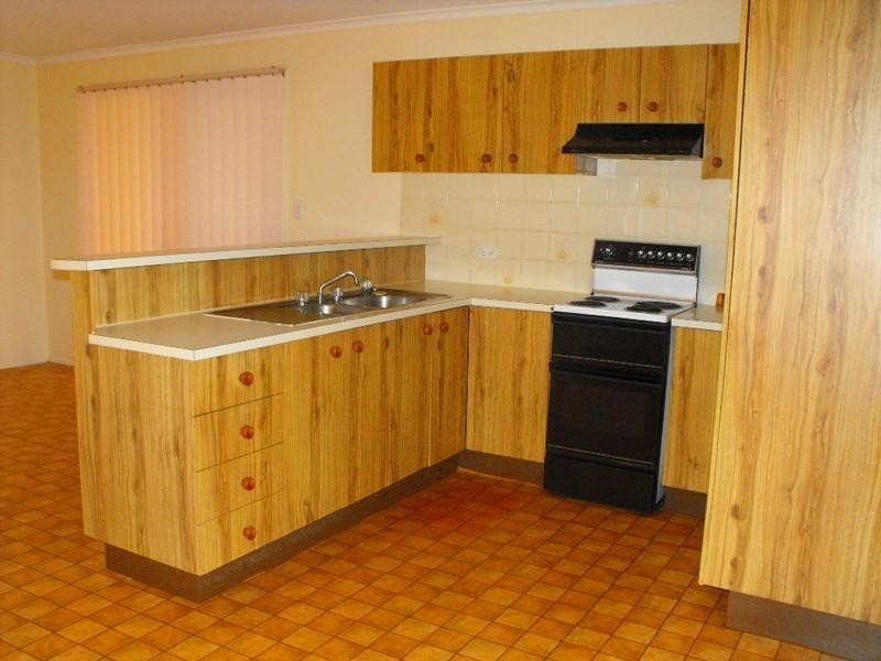 8 Jubilee Street, Kingaroy QLD 4610