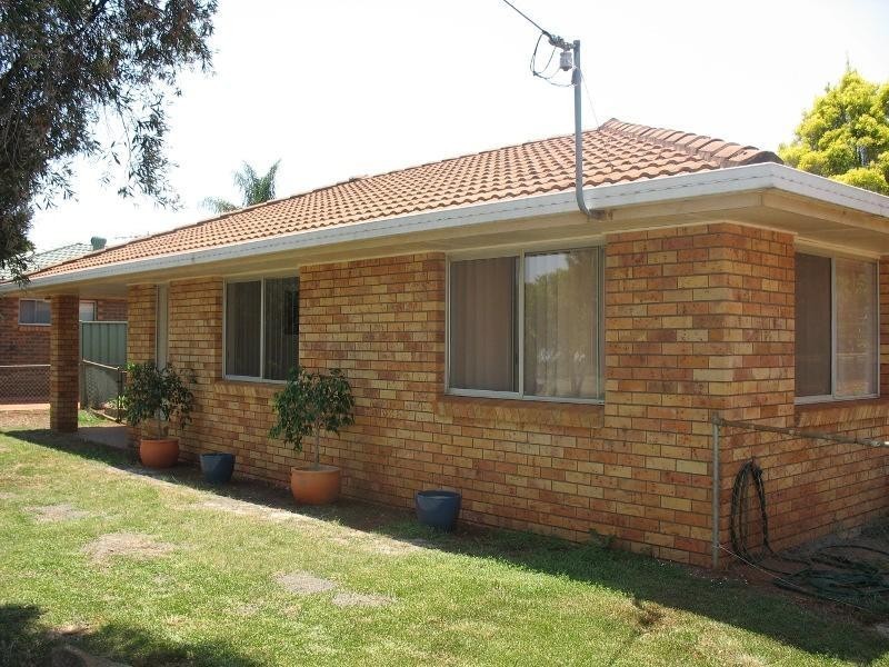 8 Jubilee Street, Kingaroy QLD 4610