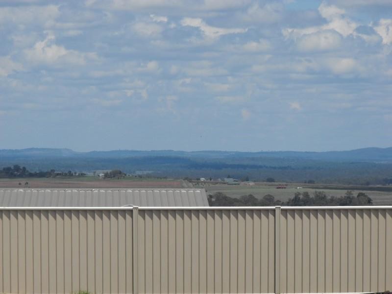 10 Allan Place, Kingaroy QLD 4610