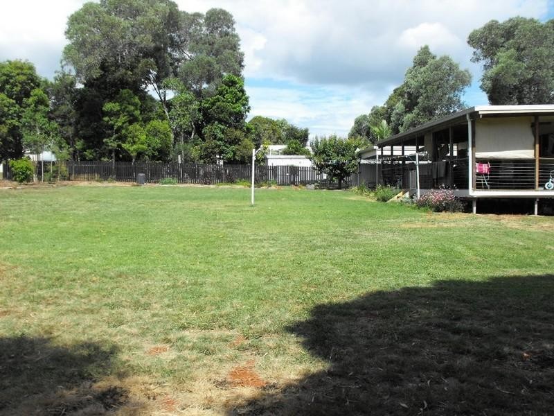 4 Harris Road, Kingaroy QLD 4610