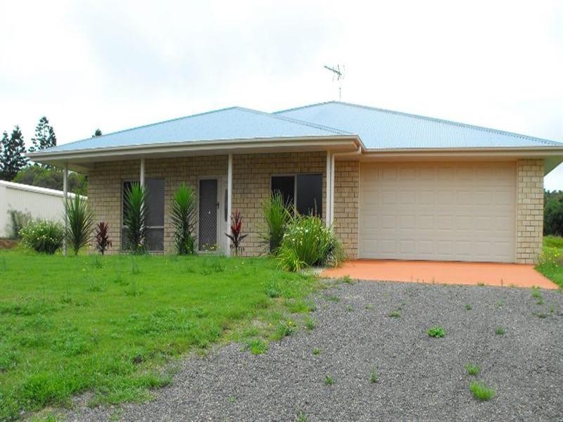 35 Sonaree Drive, Kingaroy QLD 4610