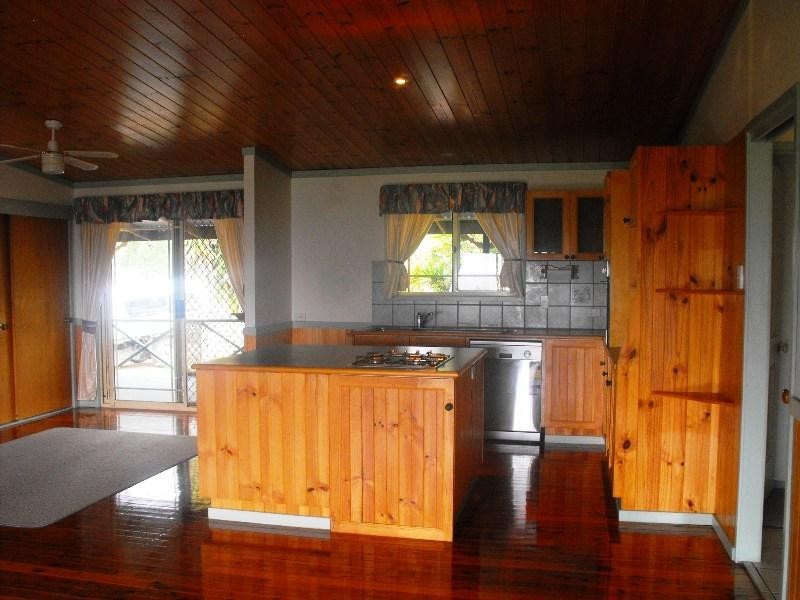 43 North Kerton Road, Nanango QLD 4615