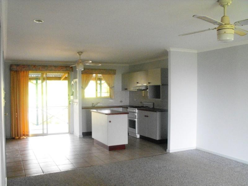 43 North Kerton Road, Nanango QLD 4615