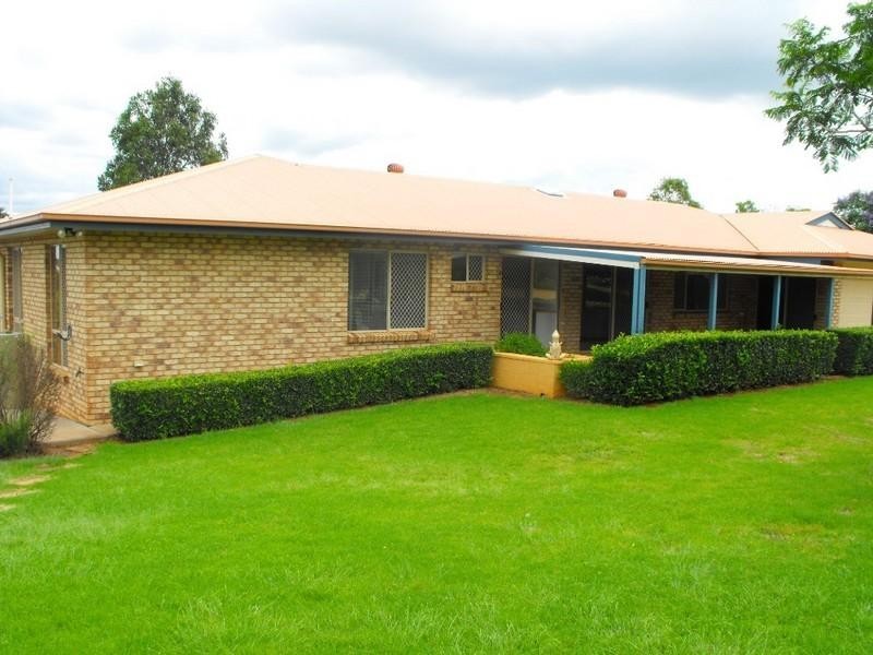 14 Couchmans Road, Kingaroy QLD 4610