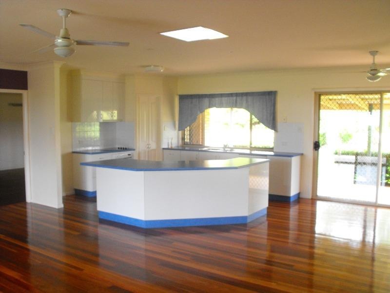 14 Couchmans Road, Kingaroy QLD 4610