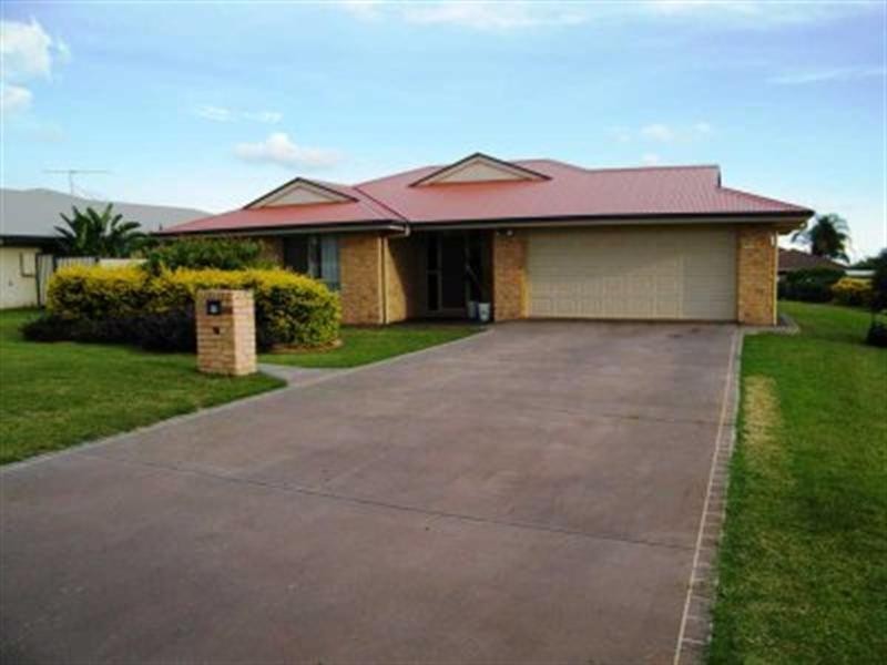 17 Bottlebrush Street, Kingaroy QLD 4610