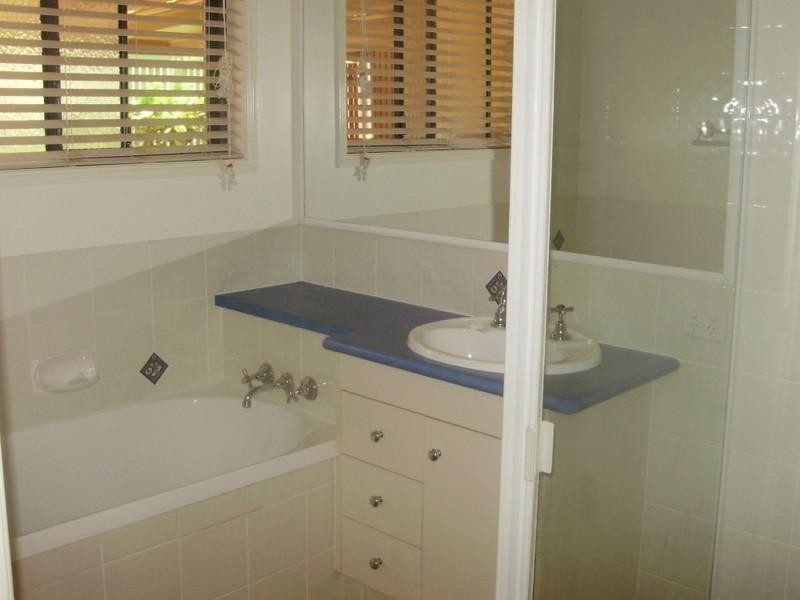 28 Adermann Drive, Kingaroy QLD 4610