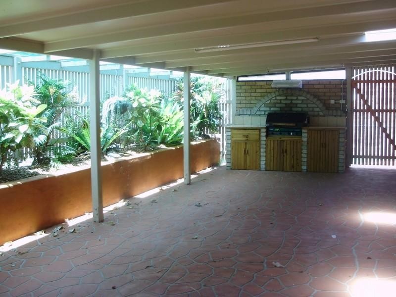 28 Adermann Drive, Kingaroy QLD 4610