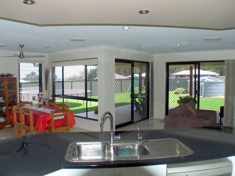 12 Allan Place, Kingaroy QLD 4610