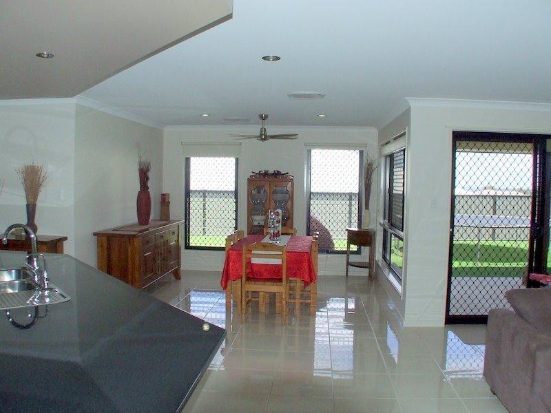 12 Allan Place, Kingaroy QLD 4610