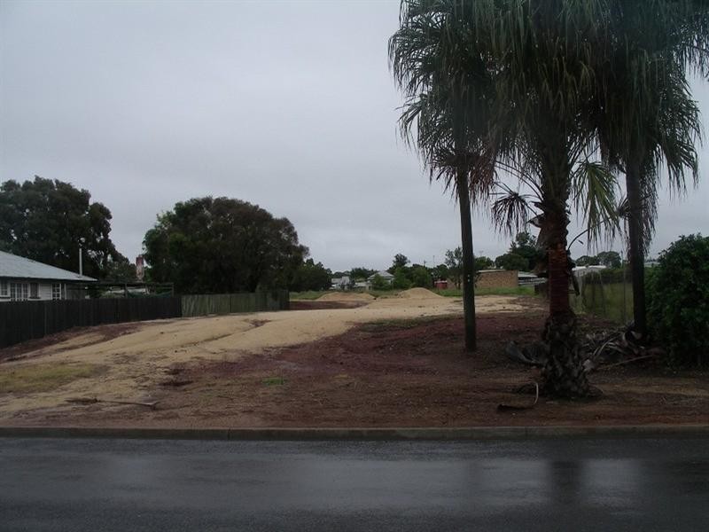 4 Queen Street, Kingaroy QLD 4610