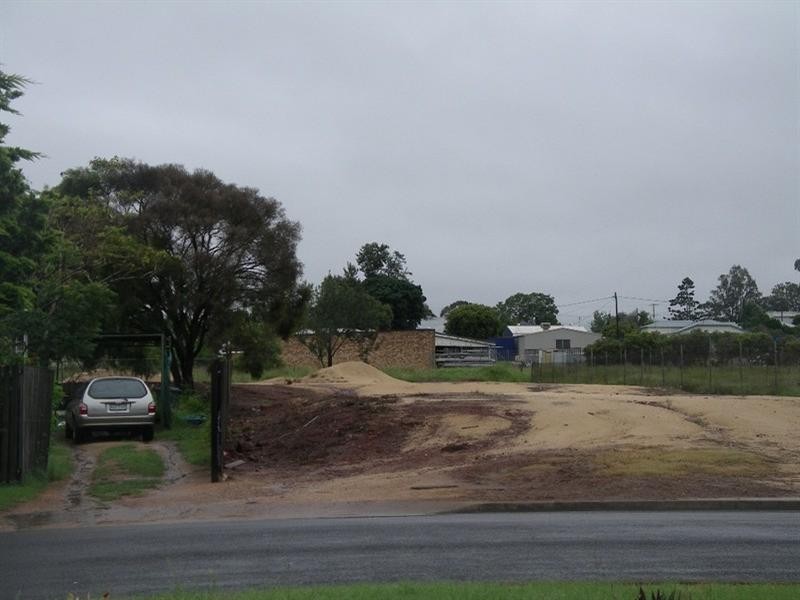 4 Queen Street, Kingaroy QLD 4610