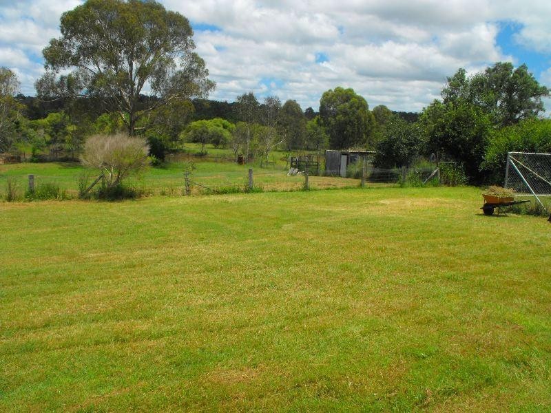 256 Old Yarraman Road, Nanango QLD 4615