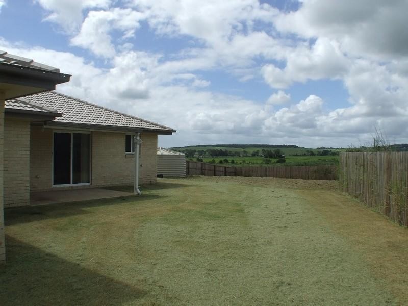 42 Banksia Drive, Kingaroy QLD 4610