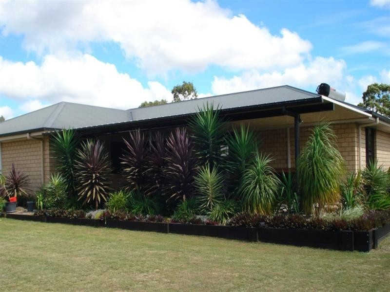 1 Avoca Place, Nanango QLD 4615