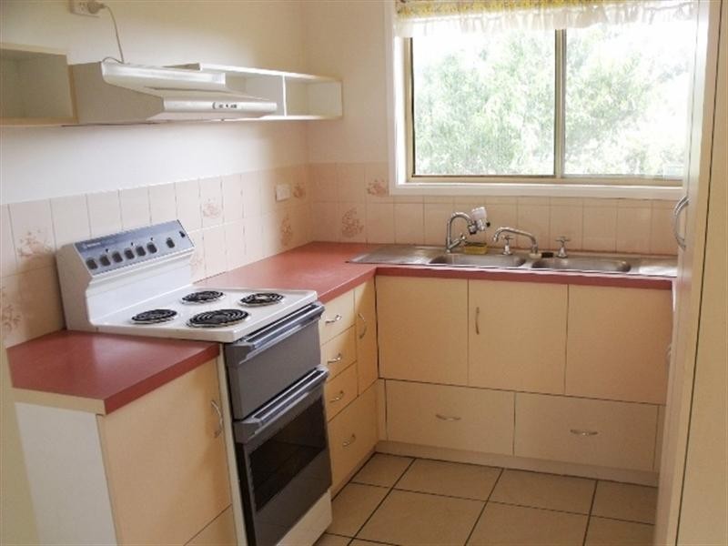 9 Nolan Drive, Kingaroy QLD 4610