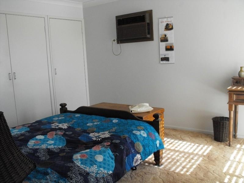 19 Hunter Street, Nanango QLD 4615