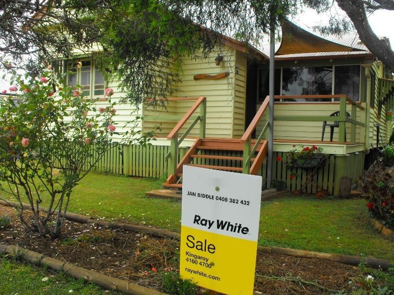 21 Andrew Street, Wooroolin QLD 4608