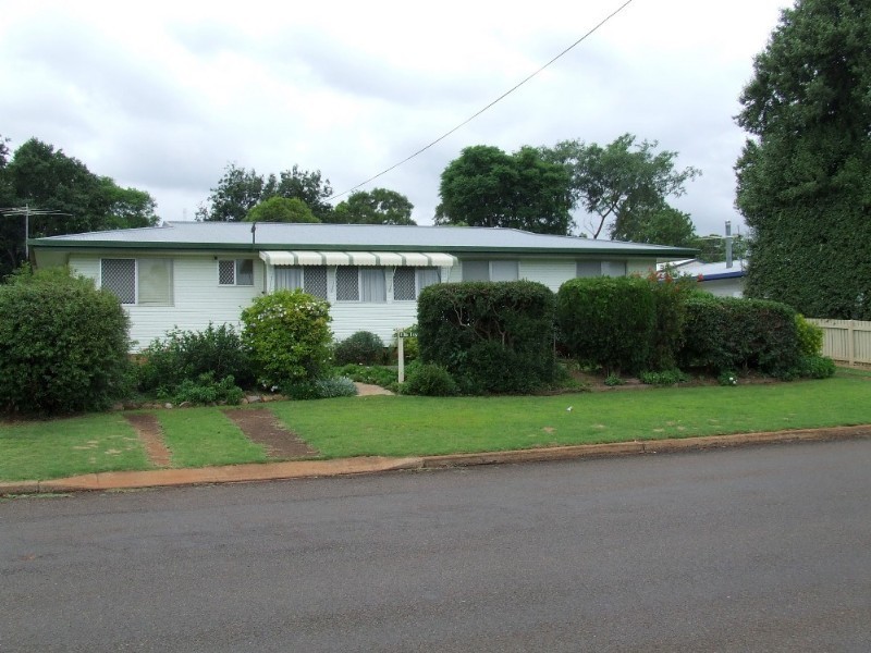 136 Ivy Street, Kingaroy QLD 4610