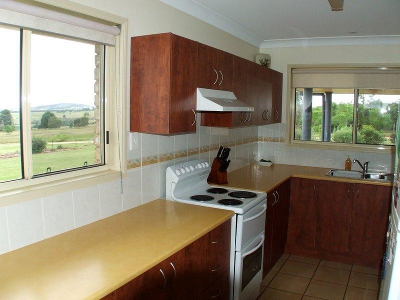 32 Macaulay Drive, Kingaroy QLD 4610