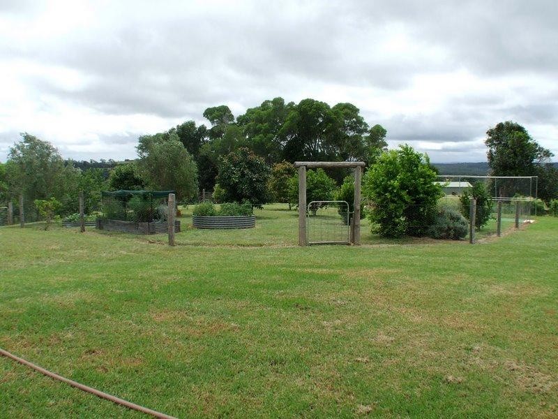 32 Macaulay Drive, Kingaroy QLD 4610