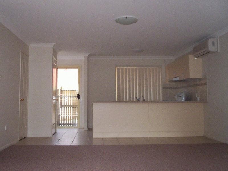 5/16 Thelma Street, Kingaroy QLD 4610