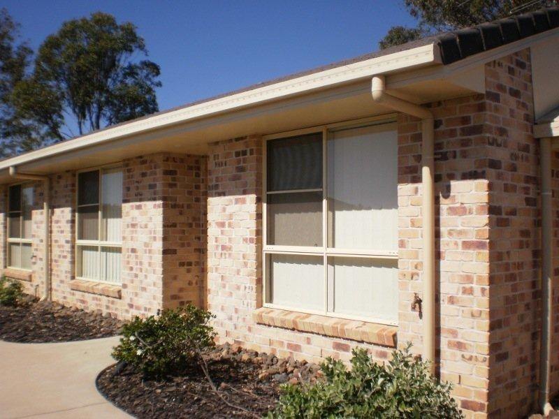 5/16 Thelma Street, Kingaroy QLD 4610