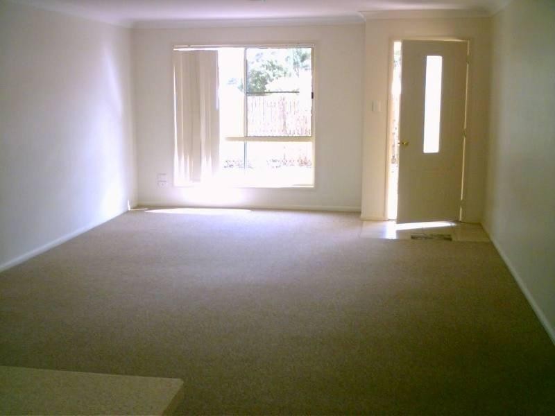 5/16 Thelma Street, Kingaroy QLD 4610