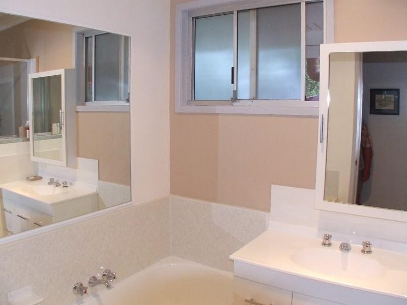 11 Joseph Street, Kingaroy QLD 4610