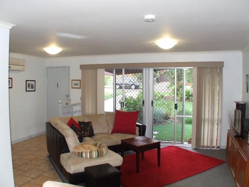 11 Joseph Street, Kingaroy QLD 4610