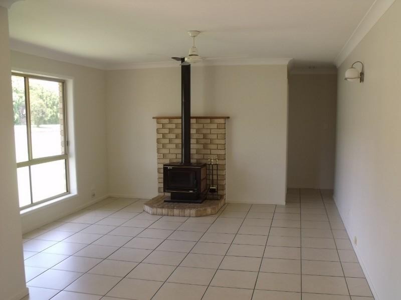 9 Nolan Drive, Kingaroy QLD 4610