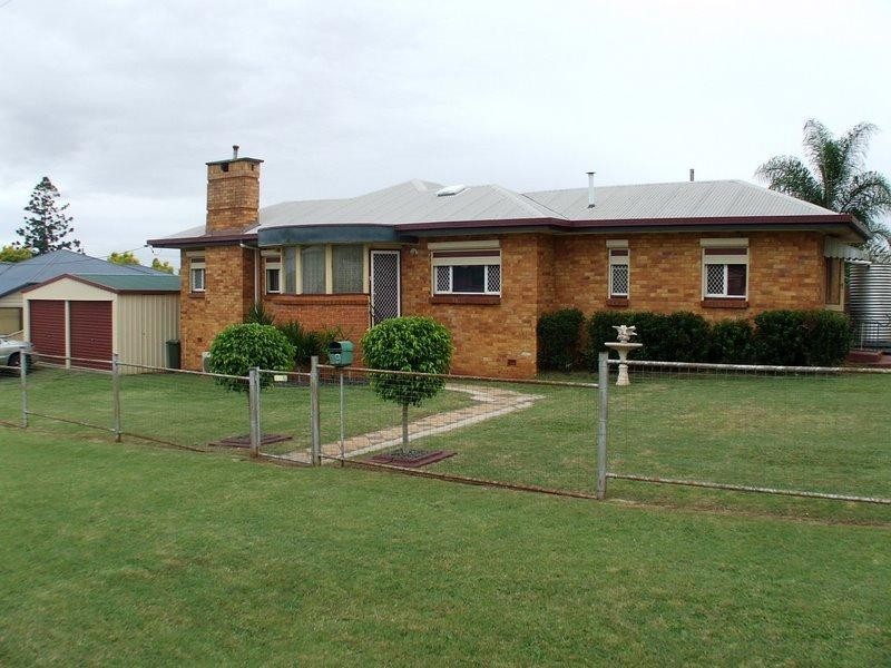 19 Moonya Street, Kingaroy QLD 4610