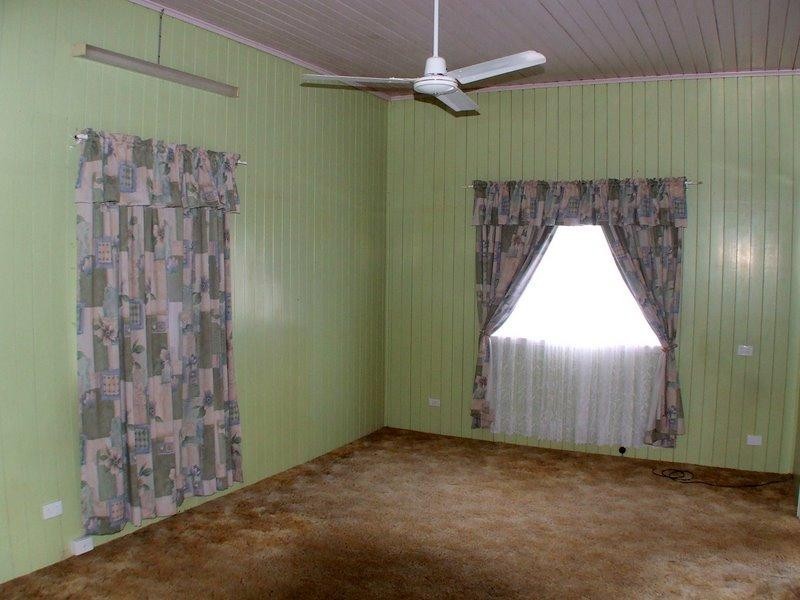 27 Avoca Street, Kingaroy QLD 4610