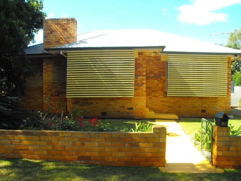 28 Norman Road, Kingaroy QLD 4610