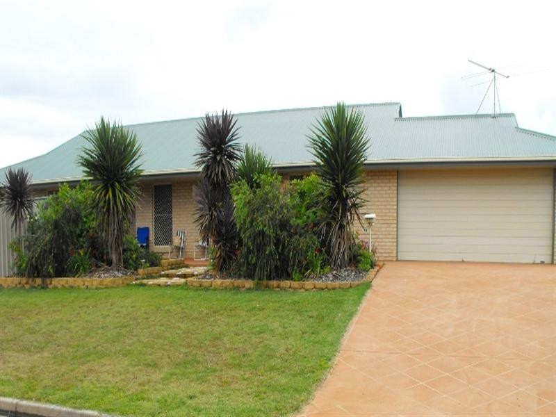 2 Summers Court, Kingaroy QLD 4610