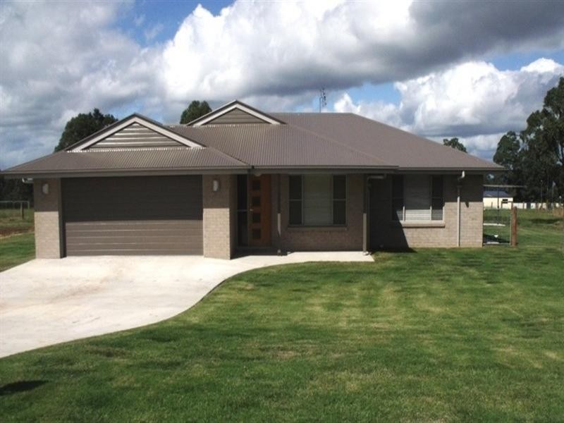 38 Rosella Parade, Kingaroy QLD 4610