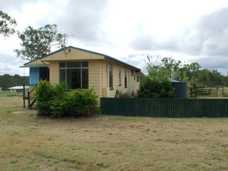 16 Julie Street, Kingaroy QLD 4610