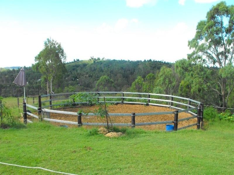 593 Old Esk North Road, Nanango QLD 4615
