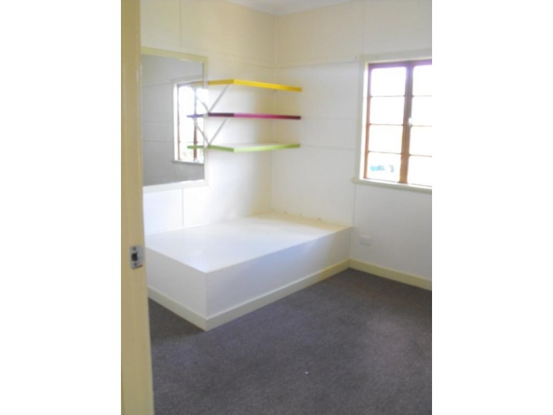 13 Kefford Street, Kingaroy QLD 4610