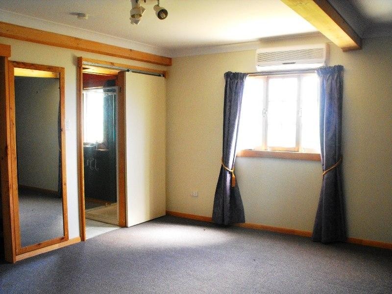 13 Kefford Street, Kingaroy QLD 4610