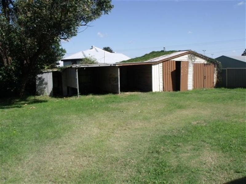 59 Albert Street, Kingaroy QLD 4610