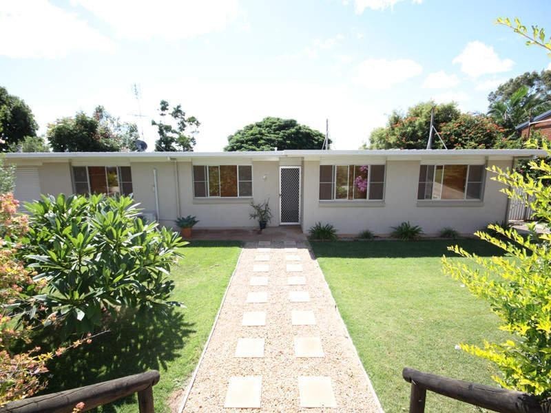 114 Moore Street, Kingaroy QLD 4610