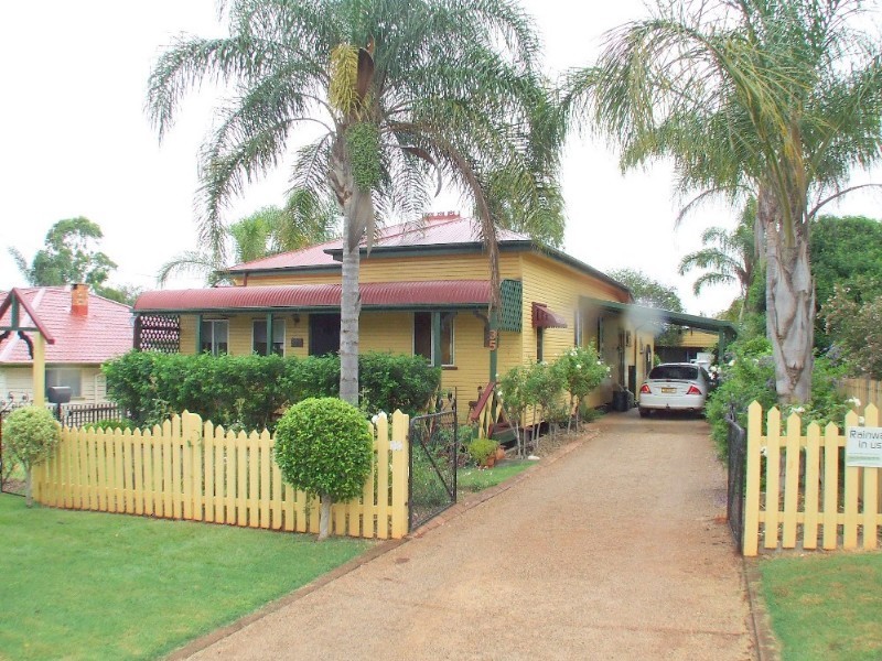 35 Arthur Street, Kingaroy QLD 4610